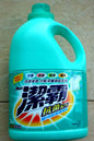 Liquid laundry detergent bottle