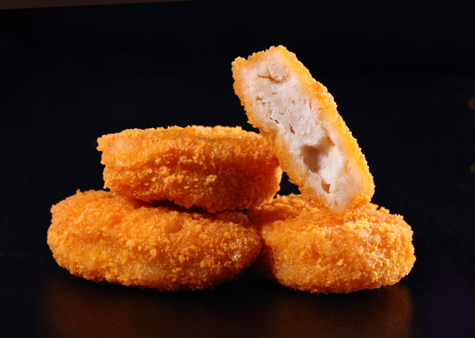 Chicken nuggets with dipping sauce