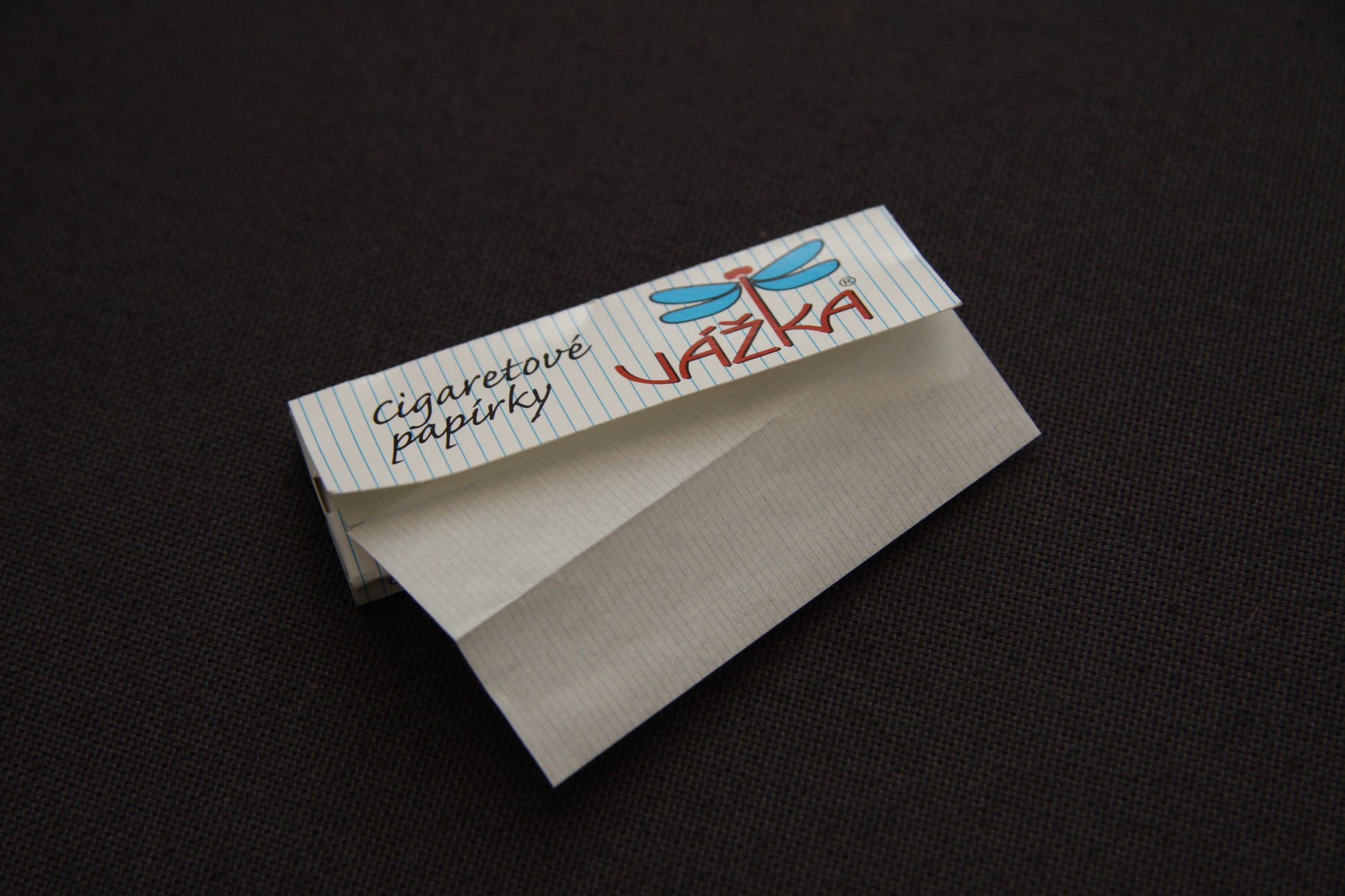 Booklet of cigarette rolling papers