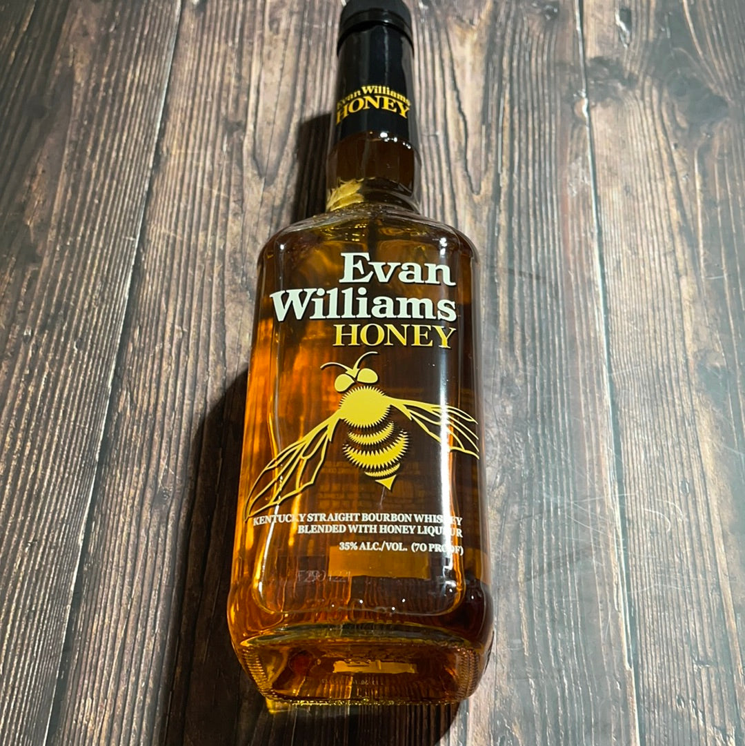 Evan Williams Honey Bourbon bottle detail