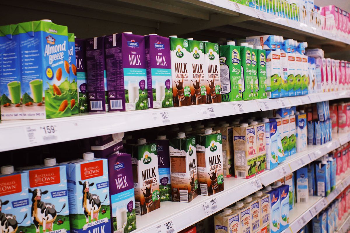 UHT milk 1L carton